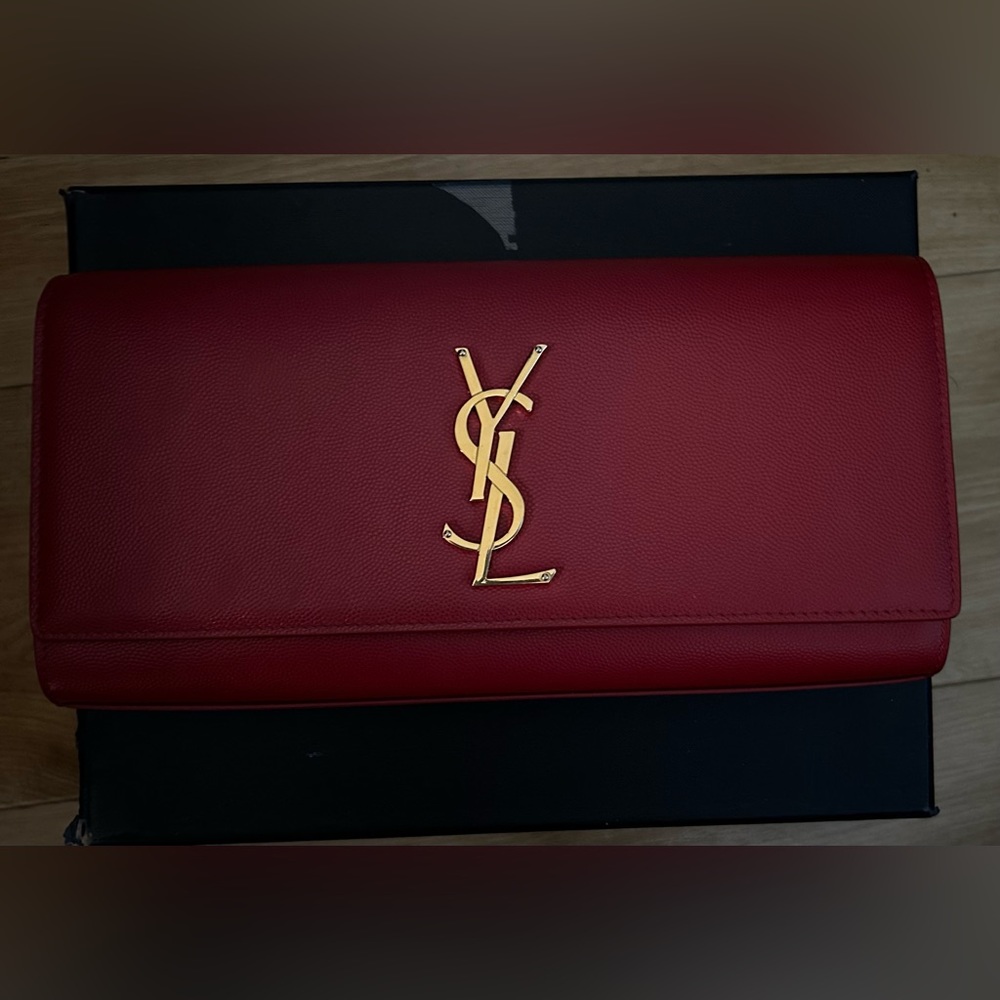 Saint Laurent Clutch